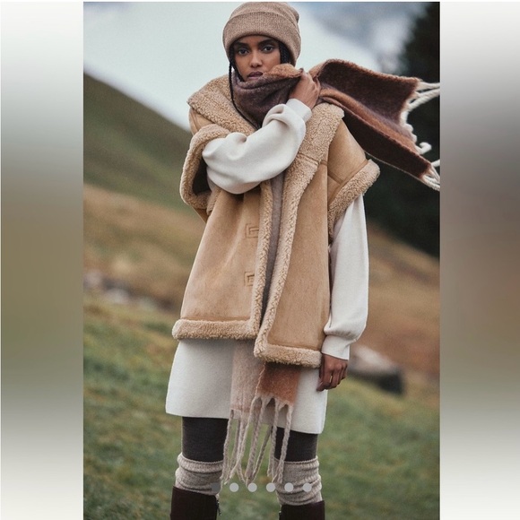 ANTHROPOLOGIE Alec Les Filles Relaxed Sherpa Vest - Picture 3 of 6